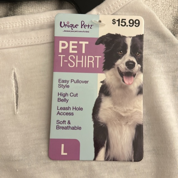 Unique Petz - pet T-shirt - size L and XL available - Picture 2 of 6